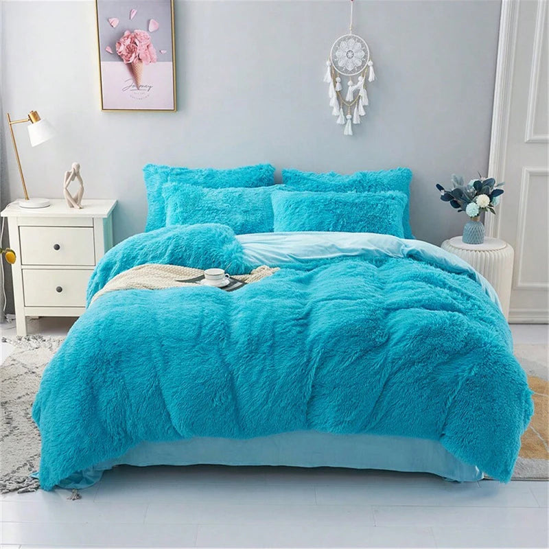 Multicolor Plush Cover Set – Soft Fluffy Bedding with Pillowcases