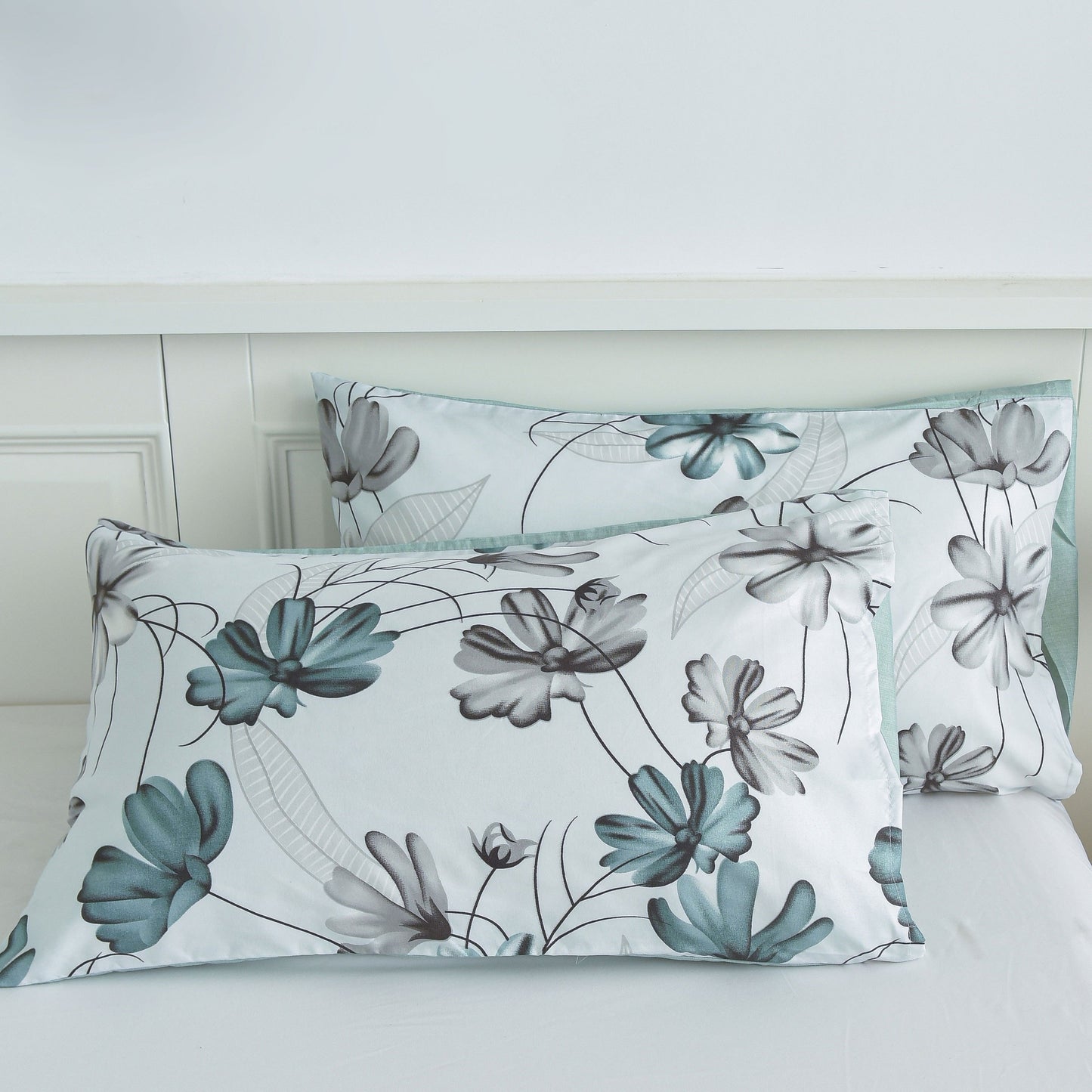 Modern Botanical Bloom 3-Piece Duvet Cover Set