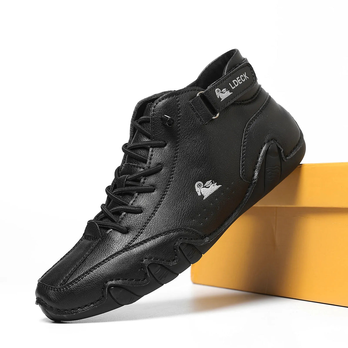 OctoTread — Men's Wavy-Sole Casual Martin Boots