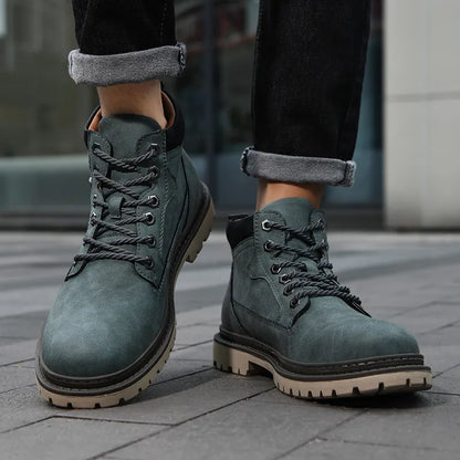 UrbanCraft - British Vintage Work Martin Boots (Men's)