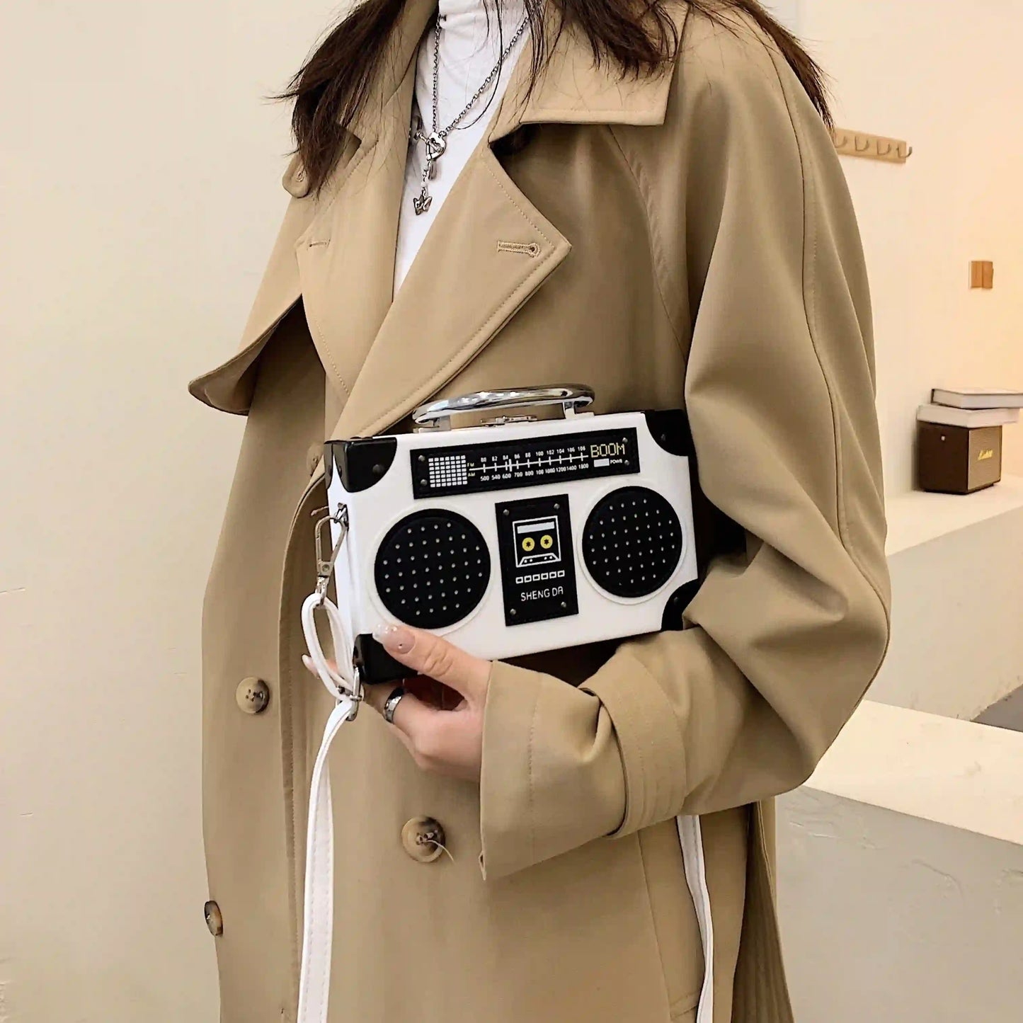 Mini Radio Retro Crossbody
